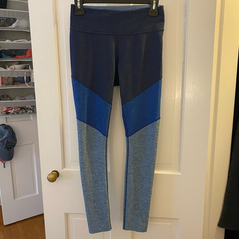 Outdoor Voices Leggings Size Small